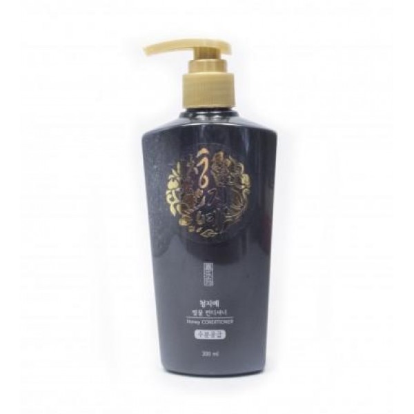 кондиционер для волос с экстрактом меда aromanewtech cheng jie conditioner кондиционер для волос с экстрактом меда aromanewtech cheng jie conditionerCheng Jie Conditioner. Кондиционер для волос с экстрактом меда<br><br>Кондиционер для волос с экстрактом меда, маслом канолы и маслом семян жооба отлично питает и восстанавливает эластичность и плотность волос.<br><br>Применение: нанести на чистые отжатые волосы, оставить для воздействия 3-5 минут, затем смыть большим количеством воды.<br><br>Объем: 200; 500 мл<br>
