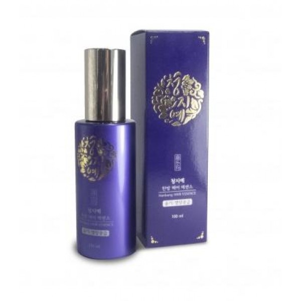сыворотка для блеска волос с маслом семян японской камелии aromanewtech cheng jie hair essence сыворотка для блеска волос с маслом семян японской камелии aromanewtech cheng jie hair essenceCheng Jie Hair Essence. Сыворотка для блеска волос с маслом семян японской камелии<br><br>Сыворотка для блеска волос с маслом семян японской камелии ухаживает за волосами, придает им зеркальный блеск и сияние.<br><br>Камелиевое масло отличается мягкостью и удивительной легкостью, оно глубоко проникает в волос, поддерживает его эластичность, уменьшает потерю влаги.<br><br>Камелия это активный антиоксидант, поглощающий ультрафиолет и нейтрализующий его влияние.<br><br>Также состав входят экстракты женьшеня, хойютунии и сои для улучшения качества волос, увлажнения, питания и здорового блеска.<br><br>Способ применения: нанести небольшое количество на влажные или сухие волосы.<br><br>Объем: 100 мл<br>