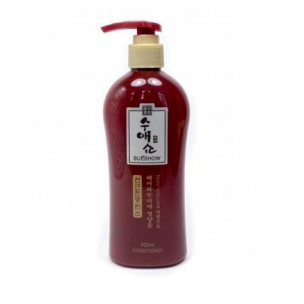кондиционер для волос без силиконов aromanewtech sue show conditioner кондиционер для волос без силиконов aromanewtech sue show conditionerSue Show Conditioner. Кондиционер для волос без силиконов<br><br>В составе масла оливы, макадамии для питания и восстановления волос.<br><br>Экстракт ангелики часто используемой в азиатской медицине и косметике, смягчает волосы и успокаивает кожу головы.<br><br>Гидролизованные протеины шелка, кукурузы, пшеницы и сои улучшает кровоснабжение волосяных луковиц, позволяя им получать максимум питательных компонентов для нормального роста, блеска и восстановления структуры волос.<br><br>Способ применения: нанести на чистые отжатые волосы, оставить для воздействия 3-5 минут, затем смыть большим количеством воды.<br><br>Объем: 300 мл<br>