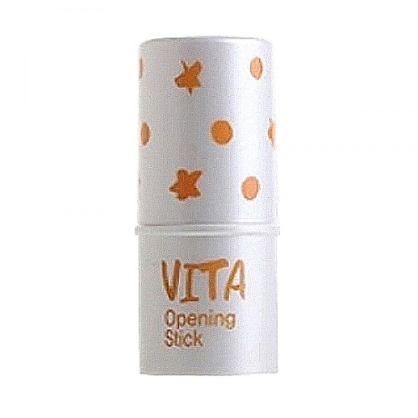 стик для глаз осветляющий стик для глаз осветляющийUrban DollKiss City Vita Openning Stick. Стик для глаз осветляющий<br><br>Компактный карандашик-стик предназначен для увлажнения кожи век и для мягкого осветления. Высокое содержание витамина С в составе средства способствует осветлению кожи.<br><br> <br><br>При нанесении стик освежает кожу, делает ее более эластичной и упругой, а при регулярном применении осветляет нежелательную пигментацию, уменьшает темные круги под глазами и отечность, устраняет тусклость кожи.<br><br> <br><br>Экстракт лимона – защищает кожу от разрушительного воздействия свободных радикалов, ускоряет клеточный метаболизм, подавляет синтез меланина, благодаря чему осветляются существующие пигментные пятна и предотвращается появление новых, кожа становится светлее и свежее.<br><br> <br><br>Также в составе стика экстракты малины, апельсина, гиацинта, ромашки, огуречника, василька, розмарина, масла подсолнечника, кукурузы и мускусной розы, а также вода лаванды, которые усиливают осветляющее, оздоравливающее и омолаживающее действие: увлажняют, питают, смягчают кожу, оказывают антиоксидантную защиту.<br><br> <br><br>В результате кожа вокруг глаз становится светлее, а взгляд более ясным и свежим.<br><br> <br><br>Способ применения: Нанести средство на кожу век и распределить аккуратными движениями.<br><br> <br><br>Вес: 9 гр.<br><br>Вес г: 9.00000000