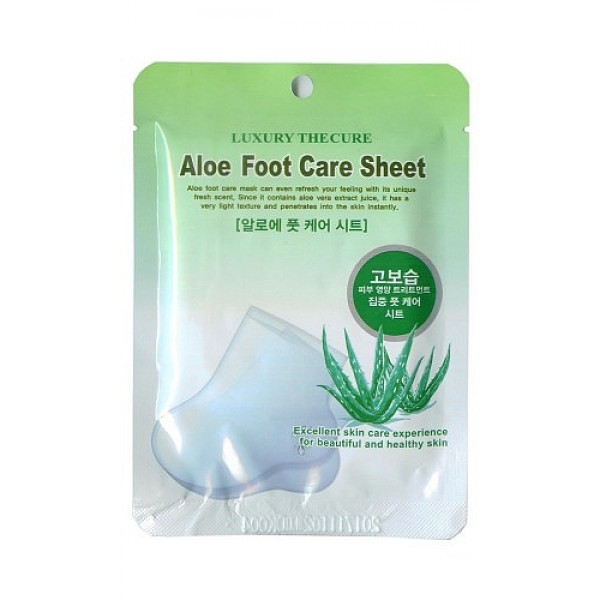 маска для ног с экстрактом алоэ beauty clinic aloe foot care sheet маска для ног с экстрактом алоэ beauty clinic aloe foot care sheetAloe Foot Care Sheet. Маска для ног с экстрактом алоэ - маска - носочки для ног с экстрактом алоэ прекрасно ухаживает за кожей ног, а также за кутикулой и ногтями на ногах. Глубоко увлажняет, смягчает и восстанавливает сухую и потрескавшуюся кожу ног.<br><br>Активные компоненты:<br><br><br> Масло мяты, экстракты листьев камелии, папайи, шелковицы, розы интенсивно ухаживают за ногами, придают коже ступней мягкость и шелковистость.<br><br> Сок алоэ регенерирует, придает коже упругость и эластичность, защищает от вредных воздействий окружающей среды.<br><br><br><br>Маска для ног – это превосходный завершающий этап ухода за ногами.<br><br>Способ применения: вымойте ноги теплой водой, откройте упаковку, наденьте носки на ноги, через 20 мин. снимите. Оставшуюся эссенцию равномерно распределите по коже массирующими движениями.<br><br>Меры предосторожности: при покраснении, зуде, раздражении после применения прекратите использование средства и проконсультируйтесь с врачом-дерматологом. При попадании в глаза сразу же промойте их водой. Храните в недоступных для детей местах. Не храните в местах повышенных/пониженных температур, избегайте попадания прямых солнечных лучей.<br> <br>Состав: вода, глицерин, пропилен гликоль, цетиловый спирт, вазелин, полисорбат 60, бетаин, сок алоэ 0,1%, пантенол, трегалоза, экстракт листьев камелии японской, экстракт папайи, экстракт шелковицы, экстракт столепестковой розы, гидролизованный коллаген, карбомер, триэтаноламин, EDTA-2Na, метилпарабен, пропилпарабен, масло мятное, масло лаванды.<br><br>Объем: 8 мл. * 2 шт.<br>