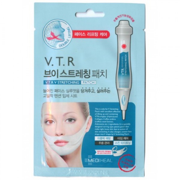 маска для v-зоны лица с эффектом лифтинга beauty clinic v.t.r steretching маска для v-зоны лица с эффектом лифтинга beauty clinic v.t.r steretchingV.T.R Steretching. Маска для V-зоны лица с эффектом лифтинга<br><br>Лифтинг-маска заботится о Вашей V-зоне, делает контур лица более четким, а кожу – упругой и эластичной. Выравнивает рельеф кожи, обеспечивает профилактику возникновения ”второго подбородка”.<br><br>Активные компоненты:<br><br><br>Аденозин увеличивает производство коллагена и эластина в коже.<br><br>Гидролизованный коллаген увлажняет, придает эластичность и упругость.<br><br>Гидролизованный протеин гороха благодаря высокому содержанию аминокислот, витаминов С, РР, провитамина А, минералов и микроэлементов оказывает увлажняющее и подтягивающее действие на кожу.<br><br>Экстракты кофе и какао – природные антиоксиданты, улучшают микроциркуляцию крови, укрепляют и тонизируют кожу, активизируют в ней обменные процессы, выравнивают рельеф кожи, придают упругость.<br><br><br>Благодаря стрейч – эффекту, маска плотно прилегает к коже, подтягивая V-зону и обеспечивая более глубокое проникновение питательных веществ.<br><br>Способ применения:<br><br><br>Тщательно очистите лицо и нанесите тоник.<br><br>Растяните маску и приложите центральный надрез маски к области рта. Затем возьмите маску за боковые надрезы, медленно растягивая маску, натяните ее по контуру лица. Зацепите надрезы за уши.<br><br>Возьмитесь за нижние надрезы маски и, медленно растягивая ее, аккуратно натяните маску по контуру подбородка и зацепите за уши с двух сторон.<br><br>Оставьте маску в таком положении на 25-30 минут. Снимите маску, дайте эссенции впитаться в кожу.<br><br><br>* Равномерно растягивайте маску в двух направлениях, начиная с центральной части, в соответствии с контуром лица.<br><br>Наилучшего эффекта можно достичь, применяя ее 2-3 раза в неделю на протяжении четырех недель. Для усиленного эффекта используйте маску каждый день по часу. Это повысит упругость вашей кожи, придаст четкий контур вашему лицу (линии V).<br><br>Продукт прошел дерматологическое тестирование.<br><br>Меры предосторожности: в случае несовместимости с вашей кожей прекратите использование. Не используйте при наличии ран, опухолей, экземы и других аномалий на коже. Если во время или после применения появляется покраснение, зуд, раздражение и пр., прекратите использование и обратитесь к дерматологу. Если продолжить применение, возможно появление осложнений. При попадании в глаза немедленно промойте водой. Держите в местах, недоступных для детей.<br><br>Объем: 20 мл<br>