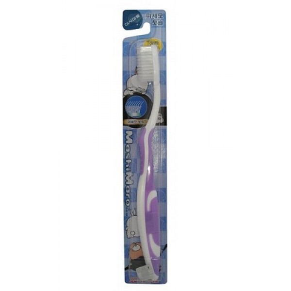 зубная щетка со сверхтонкой двойной щетиной eq maxon ultra fine toothbrush зубная щетка со сверхтонкой двойной щетиной eq maxon ultra fine toothbrushUltra Fine Toothbrush. Зубная щетка со сверхтонкой двойной щетиной, средней жесткости, стандартная чистящая головка<br><br>Зубная щетка премиум - класса с антибактериальным эффектом и двойной щетиной.<br>Двойная щетина способствует эффективному удалению налета с зубов.<br><br>Ультратонкие и мягкие заостренные верхние щетинки глубоко проникают в труднодоступные для обычных зубных щеток промежутки между зубами.<br>Закругленные нижние щетинки прекрасно удаляют налет на поверхности стыка зубов и на боковых поверхностях.<br><br>Полезна для людей с ослабленными деснами.<br>Безопасность подтверждена сертификатами FDA и ISO.<br><br>Состав ручки: полипропилен, резина.<br><br>Состав щетинок: полибутилентерефталат.<br>