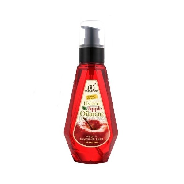 масло для волос яблочное gain cosmetic maruemsta hybrid apple oilment масло для волос яблочное gain cosmetic maruemsta hybrid apple oilmentMaruemsta Hybrid Apple Oilment. Масло для волос яблочное<br><br>Масло яблока не такое распространенное, как другие фруктовые, овощные или цветочные композиции, но польза от его применения огромна. Оно обладает ярко выраженными противогрибковыми и антисептическими свойствами. Яблочное масло великолепно для местного применения для кожи головы и волос.<br><br>В составе средства яблочное масло насыщает волосяные луковицы витаминами и минералами, способствует устранению перхоти, увлажняет и питает кожу и волосы, придает блеск волосам.<br><br>Также в составе средства масло семян жожоба, которое подходит для любого типа волос. При жирных волосах масло очищает поры кожи головы от сала, а пересушенные, ломкие, секущиеся, окрашенные и ослабленные волосы – питает и восстанавливает. Масло проникает вглубь, насыщая и питая поры и волосяные фолликулы. Масло полностью впитывается кожей головы и волосами, не утяжеляя их и не создавая жирной пленки, защищает волосы от негативного воздействия внешних факторов, сохраняет влагу внутри.<br><br>Средство оберегает локоны при нагревании во время использования фена, благодаря чему они не так сильно ломаются. При регулярном применении масла волосы становятся сильными, упругими, восстанавливается структура волос, исчезают секущиеся кончики.<br><br>Способ применения: Нанести на влажные чистые волосы, высушить феном и сделать укладку.<br><br>Объем: 150 мл<br>