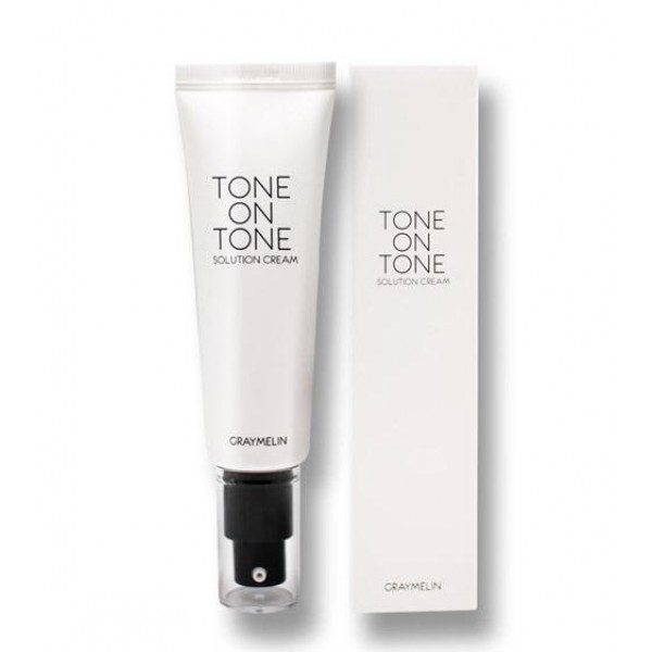 тональный крем graymelin tone on tone solution cream тональный крем graymelin tone on tone solution creamTone On Tone Solution Cream. Тональный крем<br><br>Тональный крем Tone on Tone сочетает в себе свойства основы под макияж и тонального крема, прекрасно скрывает несовершенства кожи, имеет легкую консистенцию.<br><br>Крем оказывает тройное действие: Увлажняет, маскирует недостатки (расширенные поры, неровный тон и текстура кожи) и матирует. Экстракты растений в составе средства оказывают комплексное воздействие на кожу: экстракт алое - увлажняет, аргановое масло - питает и повышает эластичность, масло ши способствует регенерации, гиалуроновая кислота - наполняет влагой и поддерживает оптимальный уровень увлажненности.<br><br>Тон: 23- светлый бежевый<br><br>Применение: выдавите небольшое количество крема на ладони и равномерно распределите по лицу от центра к вискам<br><br>Состав: Aloe Barbadensis Leaf Extract, Titanium Dioxide, cyclopentasiloxane, Cyclohexasiloxane, Ehtylhexyl Methoxycinnamate, Caprylic/Capric Triglyceride, Butylene glycol, Glycerin, Cetyl Ethylhexanoate, Cetyl PEG/PGG-10/1 Dimethicone, Silica, Niacinamide, Yeelow Oxide of Iron, Polyglyceryl-4 Isostearate, sorbitan Sesquioleate, sorbitan Olivate, Ceresin, Isododecane, Distearmonium Hectorite, Propylne Carbonate, Sodium Chloride, 1,2 Hexanediol, Water, Argania Spinosa Kenel Oil, sodium Hyaluronate, Red Oxide of Iron, Aluminia, Stearic Acid, Black Oxide of Iron, Caprylyl Glycol, allantoin, Propanediol, Hydrolyzed Pea Protein, Lecithin, Olea europaea (Olive) Fruit Oil, Squalane, Phytosterols, Ceramide 3, Butyrospermum Parkii (shea Butter), Centella Asiatica Extract, Glycyrrhiza Glabra (Licorice) Root Extract, Artemisia Vulgaris Extract, Vaccinum Angustifolium (Blueberry) Fruit Extract, Ginkgo Biloba Leaf Extract, Rosa Canina Fruit Oil, Adenosine, Fragrance<br><br>Меры предосторожности: Только для наружного применения. Избегать попадания в глаза. При попадании в глаза немедленно промыть водой. Не наносить на поврежденные участки кожи. При появлении раздражения прекратить использование.<br><br>Срок годности: 3 года<br>