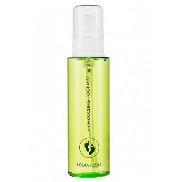 освежающий мист для ног holika holika aloe cooling foot mist освежающий мист для ног holika holika aloe cooling foot mistAloe Cooling Foot Mist. Освежающий мист для ног<br><br>Охлаждающий спрей для ног – настоящее спасение для тех, у кого работа связана с постоянной ходьбой или длительным стоянием на ногах. Спрей оказывает мгновенное охлаждающее и увлажняющее действие, расслабляет мышцы, помогает избавиться от чувства тяжести, а также дезодорирует и устраняет неприятные запахи. Будет незаменим спрей и для тех, кто ведет не слишком активный образ жизни, но при этом длительное ношение обуви в течение дня приводит к усталости ног.<br><br>В составе спрея экстракт алоэ вера, а также экстракт мяты перечной.<br><br>Экстракт алоэ вера оказывает интенсивное увлажняющее, оздоравливающее и омолаживающее действие, успокаивает и смягчает кожу, создает эффективный барьер, препятствующий проникновению болезнетворных бактерий и грибковых инфекций, регулирует работу потовых желез, предотвращает излишнюю потливость ног, освежает кожу.<br><br>Экстракт мяты перечной обладает уникальным воздействием на кожу. Благодаря ментолу в составе мяты, улучшается циркуляция крови, укрепляются стенки кровеносных сосудов, что приводит к уменьшению отечности. Мята увлажняет и охлаждает кожу, оказывает успокаивающее и противовоспалительное действие, устраняет зуд, а также защищает кожу от негативного влияния окружающей среды.<br><br>Способ применения: Распылить мист на ноги, можно распылять через носки или колготки.<br><br>Объём: 100 мл<br>