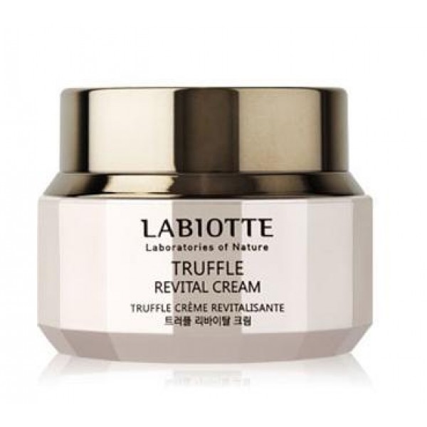 крем для лица восстанавливающий с экстрактом трюфеля labiotte truffle revital cream крем для лица восстанавливающий с экстрактом трюфеля labiotte truffle revital creamTruffle Revital Cream. Крем для лица восстанавливающий с экстрактом трюфеля<br><br>Линия содержит экстракт трюфеля, экстракт омелы, экстракт плюща, ферментированный экстракт черных дрожжей, экстракт какао и т.д.<br><br>Витаминная линия восстанавливает шелковистую текстуру кожи, улучшает эластичность кожи, укрепляет плотность и восстанавливает поврежденную текстуру кожи, разглаживает морщинки. Пробуждает сияние кожи, помогает сохранить молодость.<br><br>Экстракт трюфеля тонизирует жизненный тонус кожи, ухаживает за уставшей кожей.<br><br>Экстракт черных дрожжей прекрасно увлажняют, повышает иммунитет, защищает клетки от повреждающего действия УФ-излучения, стимулирует образование коллагена и гликопротеинов, восстанавливает эластичность кожи, усиливает защитный липидный барьер кожи.<br><br>Способ применения: нанесите средство на кожу мягкими, массирующими движениями.<br><br>Объем: 50 мл<br>