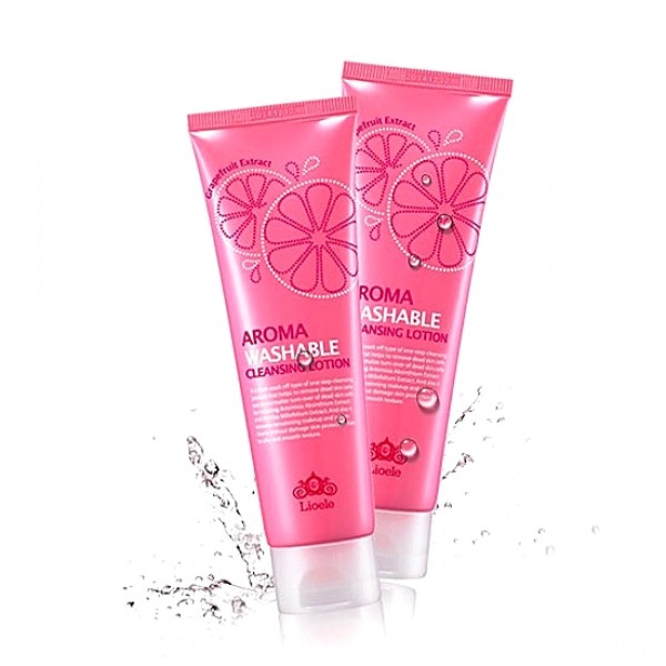 гель для лица парфюмированный очищающий lioele aroma washable cleansing lotion гель для лица парфюмированный очищающий lioele aroma washable cleansing lotionAroma Washable cleansing lotion. Гель для лица парфюмированный очищающий - нежное средство для удаления загрязнений и очищения кожи от макияжа.<br><br>Хорошо справляется даже с водостойкой косметикой. Лосьон дарит коже свежесть и чистоту, а также регулирует работу сальных желез, очищает поры и делает их менее заметными. <br><br>Активные компоненты лосьона выводят шлаки и токсины, отшелушивают отмершие клетки и нормализуют микроциркуляцию крови. Экстракты портулака, грейпфрута, арники, тысячелистника, горечавки и горькой полыни дарят коже чистоту и свежесть, делают её, гладкой, шелковистой, выравнивают поверхность и улучшают её цвет. Кожа сияет своей естественной красотой. <br><br>Нежный аромат этого средства превращает обычное умывание и снятие макияжа в приятную домашнюю СПА-процедуру. Лосьон хорошо смывается теплой водой, не вызывая потом чувства дискомфорта и ощущения стянутости, жирности или липкости. <br><br>Способ применения: нанести лосьон на влажную кожу лица и массировать 1-2 минуты легкими движениями, затем смыть теплой водой.<br>
