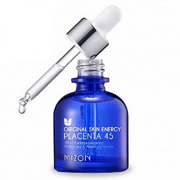 сыворотка плацентарная mizon placenta-45 сыворотка плацентарная mizon placenta-45Placenta-45. Сыворотка плацентарная омолаживающая<br><br>Mizon Placenta 45 – плацентарная сыворотка, которая эффективно омолаживает кожу.<br><br> <br><br>Плацентарная вытяжка (45% от состава сыворотки), а также гиалуроновая кислота, аденозин и масло сладкого миндаля активируют естественный синтез коллагена в коже.<br><br> <br><br>Плацентарная сыворотка беспрепятственно проникает в клетки кожи, восстанавливает их и обновляет. Благодаря такому действию сыворотки, кожа разглаживается, становится упругой и эластичной. Сыворотка Mizon Placenta 45 питает кожу лица витаминами и минералами, необходимыми для её здоровья.<br><br> <br><br>Активные компоненты сыворотки увлажняют кожу лица, тонизируют её. Растительные экстракты оказывают антиоксидантое и противовоспалительное действие. Сыворотка эффективно справляется с такими проблемами кожи, как угревая болезнь, себорея, расширенные поры.<br><br> <br><br>Сыворотка оказывает профилактическое действие на образование пятен и рубцов после лечения угрей.<br><br> <br><br>Регулярное применение Mizon Placenta 45 замедляет старение кожи, дарит ей красоту и здоровое сияние.<br><br> <br><br>Рекомендуется для всех типов кожи, особенно для зрелой и проблемной.<br><br> <br><br>В сыворотке нет парабенов, искусственных красителей и ароматизаторов.<br><br> <br><br>Плацентарная сыворотка от Mizon экономична в использовании. Легко наносится и хорошо впитывается, не оставляя липкости.<br><br> <br><br>Активные компоненты: плацентарная вытяжка, гиалуроновая кислота, бета-глюкан, гидролизированный экстензин (растительный протеин), фитокератин, экстракт сладкого миндаля, а также комплекс растительных экстрактов (арника горная, полынь горькая, тысячелистник, горечавка желтая).<br><br> <br><br>Способы применения: после обычного очищения кожи лица, шеи и зоны декольте нанести немного сыворотки массажными движениями, дождаться полного впитывания.<br><br> <br><br>Также сыворотку можно примерять в комплексе с другими средствами: – добавить несколько капель в свой любимый крем – добавить несколько капель в маску для большей её эффективности.<br><br> <br><br>Объём: 30 мл<br>