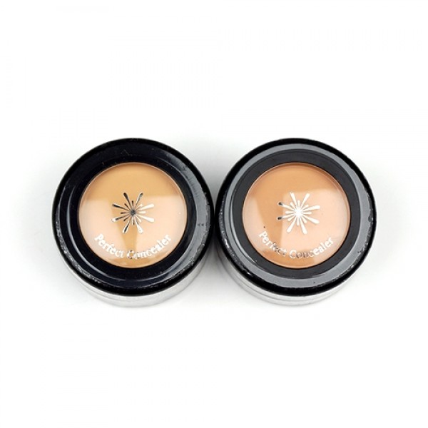 консилер маскирующий консилер маскирующийThe Style Perfect Concealer. Консилер маскирующий<br><br> <br><br>Консилер – незаменимая вещь для тех, кто хочет замаскировать темные круги под глазами, а также другие кожные несовершенства, а также расставить световые акценты на лице.<br><br> <br><br>Однако найти идеальный консилер не так уж и просто. Хочется, чтобы он не только скрывал недостатки, но и ухаживал за кожей, не проваливался в мелкие морщинки и не забивал поры.<br><br> <br><br>Косметологи Missha предлагают свой идеальный консилер The Style Perfect Concealer. Его легкая текстура хорошо распределяется и обеспечивает долгосрочный эффект, благодаря чему кожа сохраняет естественный вид в течение долгого времени. Поверх консилера можно использовать тональные средства или же только пудру.<br><br> <br><br>Консилер содержит натуральные компоненты, которые ухаживают за кожей – увлажняют и успокаивают ее, предупреждают появление сухости и шелушений.<br><br> <br><br>Оттенки консилера:<br><br><br>21 Light Beige – светлый бежевый<br><br>23 Natural Beige – натуральный бежевый<br><br><br>Способ применения: Нанести на чистую кожу на проблемные участки, которые необходимо замаскировать.<br><br> <br><br>Вес: 20 г<br><br>Вес г: 20.00000000