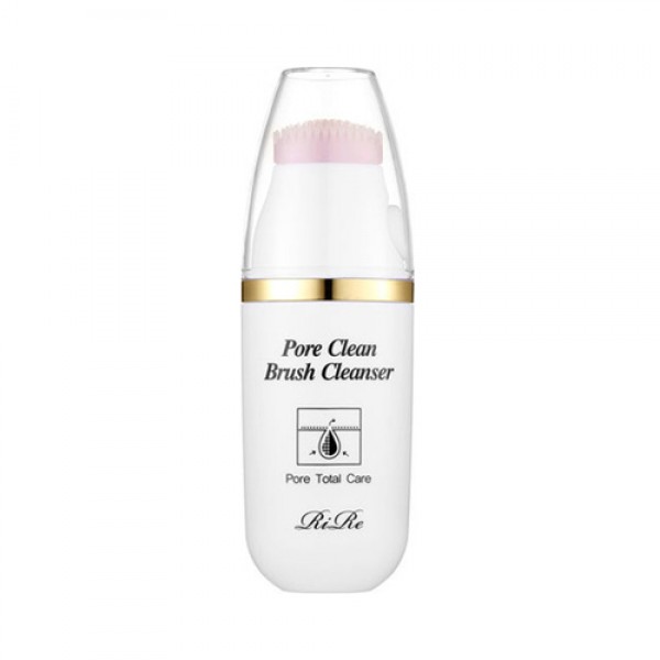 средство для очищения пор (щетка) rire pore clean brush cleanser средство для очищения пор (щетка) rire pore clean brush cleanserPore Clean Brush Cleanser. Средство для очищения пор (щетка)<br><br>Легкий гель, созданный на основе натуральных компонентов, растворяет загрязнения на коже, а также макияж, который имеет свойство скапливаться в порах. Усиливает очищающее действие геля специальная силиконовая щеточка. Мягкая, безопасная для кожи, она тщательно ее очищает, способствует отшелушиванию ороговевших клеток кожи, удаляет из пор сальные пробки, устраняет шелушения.<br><br>Кроме того, легкий массаж такой щеточкой улучшает кровобращение, ускоряет обменные процессы, усиливает процессы регенерации, благодаря чему кожа становится более подтянутой и упругой.<br><br>В составе геля экстракты черного риса, черной фасоли, черного кунжута, хурмы и другие полезные компоненты, которые оказывают увлажняющее и успокаивающее действие, контролируют работу сальных желез, способствуют очищению и сужению пор, делают кожу более здоровой и ухоженной.<br><br>Способ применения: Нажать на кнопку, расположенную сбоку, поступившее средство нанести на кожу круговыми движениями, оставить на 20 секунд, чтобы средство растворило загрязнения и макияж, умыться теплой водой. Применять 1-2 раза в неделю.<br><br>Объем: 20 мл<br>