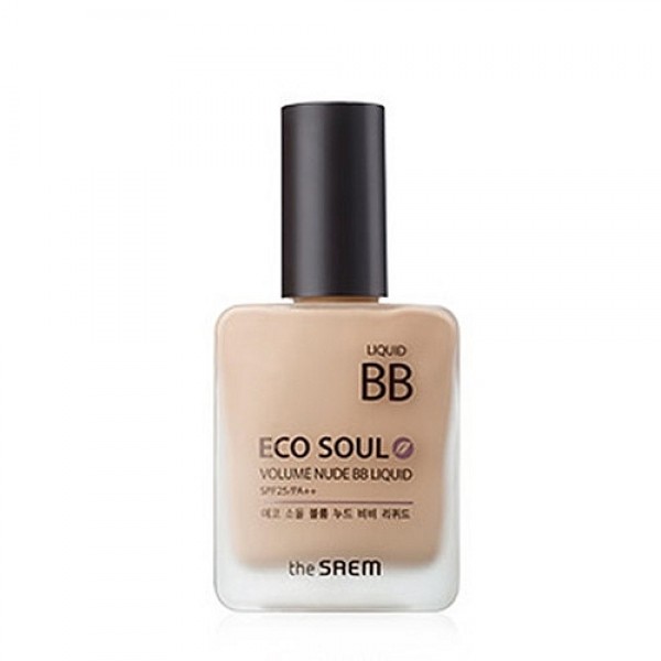 бб крем (№2) the saem eco soul volume nude bb liquid natural beige бб крем (№2) the saem eco soul volume nude bb liquid natural beigeEco Soul Volume Nude BB Liquid 02 Natural Beige. ББ Крем (№2) эффект обнаженной кожи<br><br>Многофункциональный бб крем предназначен для осветления пигментации, выравнивания тона кожи и разглаживания морщин.<br><br> <br><br>Легкой вуалью покрывая лицо, он создает на коже нежное, естественное покрытие. Благодаря технологии адаптации цвета, этот бб-крем с мягкой текстурой великолепно сливается с каждым индивидуальным тоном кожи, скрывая различные кожные несовершенства и обеспечивая эффект совершенной кожи без признаков макияжа.<br><br> <br><br>В составе крема высокое содержание омолаживающих, осветляющих, увлажняющих, оздоравливающих кожу компонентов, которые, благодаря целенаправленному воздействию восстанавливают клетки кожи, корректируют ее тон, заметно сокращают морщины и разглаживают кожу, защищают ее естественную красоту от агрессивного воздействия окружающей среды, в том числе от фотостарения (фактор защиты от УФ-излучения SPF25 PA ++.<br><br> <br><br>Ниацинамид – высокоэффективный осветляющей компонент, безопасный для кожи, осветляет темные участки кожи, уменьшает покраснения и следы пост-акне. Запускает процессы мощного клеточного обновления, стимулирует синтез коллагена, восстанавливает барьерную функцию кожи и уменьшает потерю влаги, улучшает эластичность, уменьшает видимые проявления старения, регулирует выработку кожного сала и устраняет жирный блеск лица.<br><br> <br><br>Аденозин – поддерживает клеточную активность, способствует устранению морщин: мелкие разглаживаются, а глубокие становятся менее выраженными. Аднеозин – очень эффективный компонент антивозрастной косметики, так как он не разрушается под воздействием тепла и света, поэтому подходит и для дневного ухода за кожей, не теряя своих свойств.<br><br> <br><br>Растительные экстракты зеленого чая, алоэ вера, чайного дерева, тысячелистника, полыни, арники, лимона, рисовых отрубей увлажняют и питают кожу, насыщают её витаминами, минеральными веществами, смягчают и разглаживают, устраняют шелушения, снимают зуд и покраснения, оказывают противовоспалительное и антибактериальное воздействие, уменьшают отечность, осветляют и витаминизируют кожу, оказывают антиоксидантную защиту и улучшает сопротивляемость кожи стрессам.<br><br> <br><br>Гиалуроновая кислота – важная составляющая для полноценного функционирования клеток, интенсивно увлажняет кожу, ускоряет синтез коллагена и эластина, способствует заживлению ран, влияет на иммунные реакции, защищает клетки от свободных радикалов, оберегает кожу от преждевременного старения. Гиалуроновая кислота создает на поверхности кожи незаметную тончайшую пленку, которая предотвращает испарение воды, сохраняя влагу внутри, при этом она не закупоривает поры кожи, а также способствует более глубокому проникновению других активных компонентов косметики.<br><br> <br><br>Коллаген – белок, строительный материал кожи, его волокна обеспечивают коже механическую прочность, плотность и эластичность. Косметические средства, насыщающие кожу коллагеном извне, запускают процессы синтеза собственного коллагена, устраняют сухость кожи, способствуют омоложению кожи, устранению морщин и коррекции контуров лица.<br><br> <br><br>Крем хорошо распределяется, быстро усаживается, не утяжеляет кожу и не забивает поры, не вызывает раздражений и не сушит кожу.<br><br> <br><br>Крем представлен 2 оттенками:<br><br><br>21 Light Beige<br><br>23 Natural Beige<br><br><br> <br><br>Способ применения: Нанести на очищенную кожу лица, равномерно распределив. Подождать, когда крем усядется и продолжить нанесение дальнейшего макияжа.<br><br> <br><br>Объём: 25 мл<br><br> <br>
