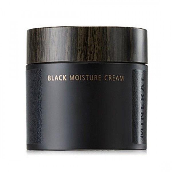 крем для лица the saem mineral homme black cream крем для лица the saem mineral homme black creamMineral Homme Black Cream. Крем для лица - мужской крем. В составе есть минералы (гематит, малахит), делающие кожу питательной, гладкой и мягкой. Присутствует защищенность кожи от ультра фиолетовых лучей (SPF30 PA++)<br><br>Крем выполняет много функций. Освежающий флюид, являющийся легким и шелковистым, поддерживает процент баланса увлажнения кожи. Продукт от The Saem дает прекрасный результат повышения жизненной силы, улучшает функциональное питание для кожи. Избавляет от пятен и прыщей на теле.<br><br>Home Black быстро впитывается в кожу, наносится утром и спокойно держится на теле до вечера. Крем даже не чувствуется, как нанесли. Без жирных масел и консервантов, не сушит кожу.<br>