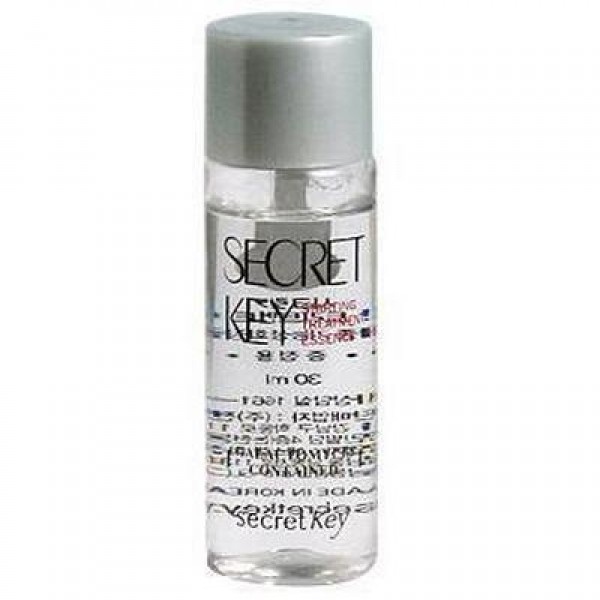 эмульсия для лица на основе молочных культур secret key starting treatment essence mini эмульсия для лица на основе молочных культур secret key starting treatment essence miniStarting Treatment Essence mini. Эмульсия для лица на основе молочных культур (миниатюра)<br><br>Первый шаг по уходу за кожей сразу после умывания. Средство оказывает многофункциональное действие: увлажняет и успокаивает, питает и улучшают эластичность кожи, укрепляет и осветляет, защищая от негативного воздействия окружающей среды и предупреждает преждевременное старение.<br><br>В составе средства экстракт дрожжевых грибков Галактомисис (Galactomyces), который оказывает интенсивное увлажняющее, очищающее и омолаживающее действие на кожу, обладает тканеукрепляющими и тонизирующим свойствами. Galactomyses идеален для зрелой кожи, проникая даже в самые глубокие слои эпидермиса, восстанавливает эластичность кожи, выравнивает рельеф и сокращает мимические морщины, уменьшает интенсивность и размеры пигментных пятен, предотвращается появление новых.<br><br>Также в составе эмульсии экстракты лекарственных растений (ромашки, зеленого чая, центеллы азиатской, гамамелиса, портулака и др.), которые усиливают благотворное влияние на кожу.<br><br>Регулярное применение в достаточно коротки сроки улучшит состояние кожи, оздоравливая ее на клеточном уровне. Кожа станет мягкой, гладкой, сияющей.<br><br>В составе эссенции НЕТ парабенов, минеральных масел, продуктов животного происхождения, синтетических красителей.<br><br>Способ применения: Нанести на очищенную кожу лица.<br><br>Объём: 30 мл<br>