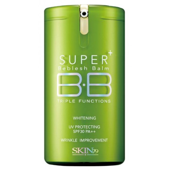 бб крем для лица skin79 super plus beblesh balm triple functions green spf30 pa++ бб крем для лица skin79 super plus beblesh balm triple functions green spf30 pa++Super Plus Beblesh Balm Triple Functions Green Spf30 Pa++. ББ крем для лица<br><br>Новинка! Многофункциональный ББ крем обладает шелковой текстурой и матовым финишем.<br><br>ББ крем предотвращает потемнение меланина и препятствует дальнейшему образованию пигментных пятен.<br><br>ББ крем разглаживает кожу и придает ей эластичность. Благодаря содержанию в составе полимеров, крем выравнивает неровный рельеф кожи, маскируя неровности, расширенные поры, не глубокие линии и морщины.<br><br>В составе крема содержится специальная абсорбирующая пудра, которая позволяет коже оставаться матовой в течении всего дня.<br><br>Формула крема не содержит, парабенов, минерального масла и животных жиров.<br><br>Крем не вызывает закупорку пор, гипоаллергенен.<br><br>Подойдет для нормальной, комбинированной, жирной и чувсвительной кожи.<br><br>Способ применения: Нанесите небольшое количество крема после использования основного ухода (увлажняющего крема, сыворотки или эмульсии), распределите крем по лицу. Универсальный оттенок крема- молочно-бежевый (ближе к 13 тону)<br><br>Объем: 40 мл<br>