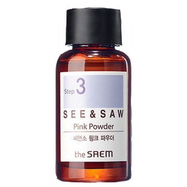 точечное средство против угрей the saem see & saw ac control pink powder точечное средство против угрей the saem see & saw ac control pink powderSee & Saw Ac Control Pink Powder. Точечное средство против угрей<br><br>Двухфазное средство из лечебной серии The Saem See&Saw AC Control предназначено для ухода за проблемной и жирной кожей. Применяется для точечного оздоровления кожи и борьбы с кожными воспалениями, раздражениями, акне.<br><br>Нанесение средства простое, но требует соблюдение одного правила: перед использованием не взбалтывать флакончик, чтобы ватная палочка сначала погрузилась в розовую пудру, а затем аккуратно ее достать, попутно смачивая лекарственной эссенций.<br><br>Нижний пудровый слой средства – каламин – эффективный компонент для борьбы с воспалениями, в основном бактериального и аллергического происхождения. Оказывает противозудное, подсушивающее, успокаивающее и охлаждающее действие. Уменьшает отечность, снимает воспаление и раздражение кожи, а также ускоряет процессы регенерации и формирует защитный барьер, предотвращающий дальнейшее воздействие раздражающих факторов извне. При избыточной секреции сальных желез помогает устранить жирный блеск кожи, обеспечивая стойкий матирующий эффект.<br><br>Основное действующее вещество эссенции – экстракт эхинацеи, мощный природный антибиотик. Способствует заживлению кожных воспалений, усиливает естественный защитный барьер кожи, минимизируя воздействие негативных факторов окружающей среды и свободных радикалов. Также экстракт восстанавливает водный баланс кожи, устраняет сухость.<br><br>В составе средства еще целый комплекс лекарственных экстрактов: центеллы азиатской, портулака, солодки, чайного дерева, грушанки, бамбука, алоэ вера. Эти экстракты оказывают противовоспалительное, противогрибковое, антибактериальное действие, ускоряют заживление существующих воспалений, подавляя действие возбудителей инфекции и предотвращают дальнейшее распространение воспалений. Лекарственные экстракты успокаивают зуд и устраняют шелушения, подсушивают место воспалений, и в то же время снимают чувство стянутости.<br><br>Также в составе средства гиалуроновая кислота, которая максимально увлажняет поврежденный участок кожи и предупреждает появление рубцовой ткани, и ниацинамид, который способствует осветлению места воспаления, а также ускоряет регенерацию поврежденной ткани.<br><br>Своевременное использование средства от несовершенств позволит быстрее справиться с кожными неприятностями и предотвратить появление новых.<br><br>Способ применения: Наносить средство локально на места воспалений на коже. НЕ взбалтывать.<br><br>Объём: 16 мл + 20 ватных палочек<br>