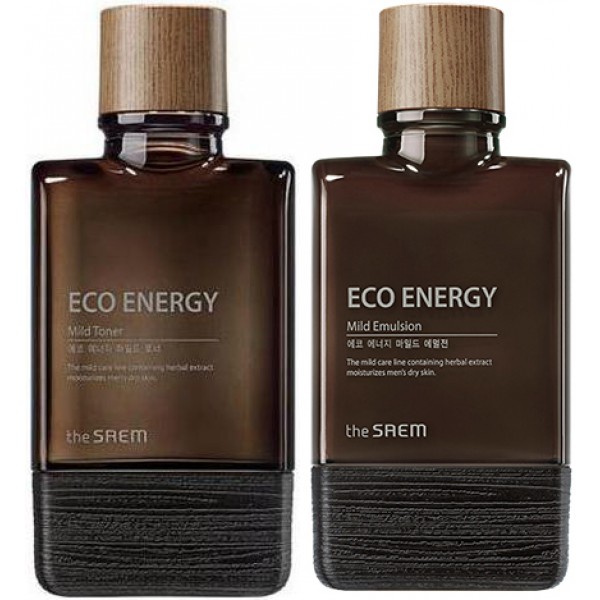 набор уходовый для мужчин the saem eco energy mild skin care 2 set набор уходовый для мужчин the saem eco energy mild skin care 2 setEco Energy Mild Skin Care 2 Set. Набор уходовый для мужчин<br><br>В составе набора 2 полноценных средства: тонер и эмулься, а также две аналогичные миниатюры. Средства на основе растительных экстрактов и масел содержат всё необходимое для ухода за кожей мужчин и наполняют кожу энергией, восстанавливают жизненный тонус, делают ее свежей и ухоженной.<br><br>Ферментированные экстракты лаванды, розмарина и тимьяна – успокаивают кожу, оказывают противовоспалительное действие, ускоряют заживление ранок и порезов.<br><br>Экстракт лимона – мощный натуральный антиоксидант, нейтрализующий действие свободных радикалов, ускоряет клеточный метаболизм, подавляет синтез меланина, благодаря чему осветляются существующие пигментные пятна и предотвращается появление новых.<br><br>Экстракт мяты – освежает кожу, оказывает успокаивающее и болеутоляющее действие, что особенно актуально для чувствительной и раздраженной кожи, уменьшает отечность, стирает с лица следы стрессов и усталости, дарит приятную прохладу.<br><br>Экстракт гамамелиса – оказывает вяжущее и противовоспалительное действие, успокаивает кожу и снимает раздражения, сужает поры и улучшает цвет лица.<br><br>Гиалуроновая кислота – интенсивно увлажняет кожу, как на поверхности, так и изнутри, создает незаметную тончайшую пленку, которая предотвращает испарение воды, запирая ее внутри кожи.<br><br>Также в составе средств масла розмарина, лаванды, базилика, муската, герани, лимона и апельсина, которые усиливают ухаживающее и оздоравливающее воздействие средства на кожу, оказывают противовоспалительное, успокаивающее и регенерирующее действие.<br><br>Тонер завершает процесс очищения кожи и оберегает ее от обезвоживания, регулирует работу сальных желез и предупреждает появление жирного блеска.<br><br>Эмульсия с приятной освежающей текстурой молочка предназначена для увлажнения, питания и смягчения кожи, регулирует работу сальных желез и предупреждает появление жирного блеска, устраняет шелушения и успокаивает раздражения.<br><br>При регулярном применении средств даже самая грубая кожа становится мягче, исчезают шелушения и шероховатости, разглаживаются морщины, тон становится светлее.<br><br>Аромат средств оказывает антистрессовое действие, снимает усталость, настраивает на позитивный лад.<br><br>Способ применения: Нанести тонер на очищенную кожу лицу легкими похлопывающими движениями, затем нанести эмульсию.<br><br>Объём: 2 х 150 мл, 2 х 30 мл<br>