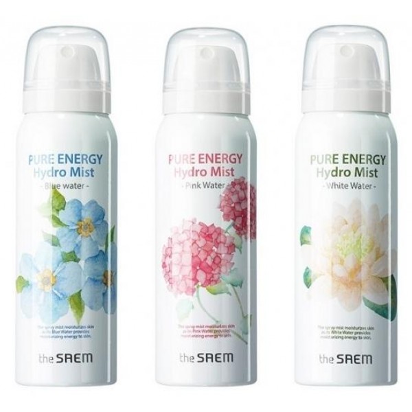 спрей для лица и тела the saem pure energy hydro mist спрей для лица и тела the saem pure energy hydro mistСпрей для лица и тела Pure Energy Hydro Mist – настоящее спасение в жаркое время года. Это универсальное средство для лица и тела, которое не только освежает и увлажняет, но и оказывает самое благоприятное воздействие на кожу благодаря содержанию в его составе большого количества полезных компонентов.<br><br>Так, экстракты лимона, юзу и лайма, а также витамин В3 защищают кожу от воздействия окружающей среды и осветляют пигментные пятна, если они имеются. Экстракты яблока и макадамии делает кожу упругой, выравнивают ее цвет, снимают шелушения и увлажняют. Мята успокаивает и освежает, снимает следы усталости. Аденозин сохраняет молодость и сокращает количество морщинок.<br><br>Продукт представлен в 3 ароматах:<br><br><br>незабудки<br><br>гортензии<br><br>лотоса.<br><br><br>Лучше всего спрей Pure Energy Hydro Mist подходит для использования летом, а также после занятия спортом или физических упражнений, чтобы освежиться и придать коже отдохнувший и сияющий вид.<br><br>Способ применения:<br><br>На расстоянии 20 см распылить спрей на нужные участки кожи. Подходит для применения вместе с косметическими средствами.<br>