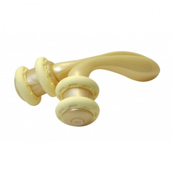 роликовый массажер для тела с кокосовым маслом vess oil beauty body roller роликовый массажер для тела с кокосовым маслом vess oil beauty body rollerOil Beauty Body Roller. Роликовый массажер для тела с кокосовым маслом<br><br>Массажер используется для расслабляющего массажа тела (живота, ног, руг, ягодиц, спины). Массажер имеет удобную раздвоенную ручку, выемку, которая захватывает кожу, жесткие и мягкие точки соприкосновения. Двойные колесики содержат кокосовое масло, богатое витаминами и лауриновой кислотой.<br><br>Также в состав масла входят пальмитиновая, каприловая, олеиновая, каприновая, стеариновая, линоленовая, арахидоновая, капровая кислоты. Благодаря этому кокосовое масло является одним из лучших увлажняющих, размягчающих, питающих и защитных средств по уходу за кожей.<br><br>Способ применения: легко и ритмично проводите массажером, “захватывая кожу” и двигаясь по массажным линиям, как показано на рисунке.<br><br>*Рекомендуемое время использования 5 минут. Не используйте массажер длительное время, а также не совершайте слишком энергичных движений, это может стать причиной возникновения болевых ощущений на коже. Можно использовать в ванне или душе.<br><br>Внимание при применении: используйте только по назначению. Избегайте контакта с глазами и слизистой оболочкой глаз. Не используйте при заболеваниях или повреждениях кожи, при особенно чувствительной коже, при вероятности возникновения аллергических реакций. Не используйте для массажа детей грудного и маленького возраста. При покраснении, зуде, раздражении во время или после применения прекратите использование средства и проконсультируйтесь с врачом-дерматологом. Храните в недоступных для детей местах. После использования ополосните водой (можно с применением обычного мыла), протрите, хорошо обсушите на воздухе, без специальных средств для сушки.<br><br>Состав: материал ручки - полипропилен, материал внутренней части ролика – AS - смола, материал массирующей поверхности ролика - олефиновый эластомер.<br><br>Вес г: 90.00000000