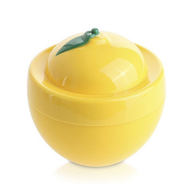 маска ночная осветляющая с экстрактом лимона baviphat urban dollkiss new tree lemon vitamin whitening sleeping pack маска ночная осветляющая с экстрактом лимона baviphat urban dollkiss new tree lemon vitamin whitening sleeping packUrban Dollkiss New Tree Lemon Vitamin Whitening Sleeping Pack. Маска ночная осветляющая с экстрактом лимона<br><br>Тусклая и пигментированная кожа может стать свежей и сияющей, с ровным тоном и нежным румянцем, если приложить некоторые усилия для достижения этой цели.<br><br>Маска предназначена для интенсивного воздействия на кожу с пигментацией. Нанесенная перед сном, она в течение ночи работает на осветление и общее оздоровление кожи, запускает процессы регенерации и омоложения.<br><br>Основной осветляющий компонент в составе маски – ниацинамид, мощный регулятор многих жизненно важных процессов в коже. Обладает доказанной эффективностью подавлять синтез меланина, тем самым способствует осветлению пигментации и предупреждает появление новой.<br><br>Экстракт лимона – источник витаминов В1, В2, РР, C, пектиновых веществ и минеральных солей. Благодаря высокому содержанию лимонной, аскорбиновой и яблочной кислоты, экстракт лимона эффективен для отбеливания кожи. Также он способствует отшелушиванию отмерших клеток, нормализует процессы эпителизации, уменьшает плотность комедонов и размеры пор. Еще одно свойство лимона – стимулирование процесса регенерации клеток кожи, благодаря чему происходит разглаживание мелких морщинок.<br><br>Ниацинамид является активным компонентом для мощного клеточного обновления кожи. Относится к группе клеточно-связующих активов. Он может улучшать эластичность кожи, значительно улучшить барьерную функцию кожи, помогает удалить возрастные пятна и улучшает тонус кожи и ее текстуру, осветляет и выравнивает тон кожи. Стимулирует синтез коллагена, выработку кожных церамидов и липидов. <br><br> <br><br>С помощью этого замечательного витамина вырабатывается кожный иммунитет к воздействию внешней агрессивной среды.<br><br>Также в составе маски экстракты центеллы азиатской и портулака огородного, которые усиливают оздоравливающее действие маски: увлажняют и успокаивают кожу, оказывают противовоспалительное действие.<br><br>Способ применения: Нанести маску на очищенную кожу за 30 минут до сна. Утром смыть теплой водой.<br><br>Вес: 100 гр.<br><br>Вес г: 100.00000000