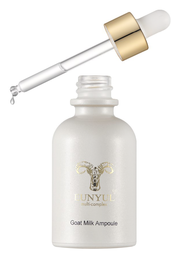 ампульная эссенция с козьим молоком eunyul goat milk ampoule ампульная эссенция с козьим молоком eunyul goat milk ampouleGoat Milk Ampoule. Ампульная эссенция с козьим молоком<br><br>Концентрированное средство с выраженным осветляющим действием. Мягкая текстура средства хорошо распределяется по коже, дарит ей чувство комфорта, быстро впитывается.<br><br>Сыворотка увлажняет, питает, смягчает и разглаживает кожу, в течение длительного времени после нанесения средство поддерживает оптимальный уровень влаги, а также защищает кожу от агрессивного воздействия окружающей среды.<br><br>В составе сыворотки 80% козьего молока. Этот уникальный натуральный компонент обладает сбалансированным соотношением витаминов, минералов и других биологически активных компонентов, добиться которого искусственным путем достаточно сложно. Благодаря своему составу козье молоко оказывает великолепное воздействие на кожу.<br><br>Козье молоко оказывает увлажняющее и питательное действие, при этом питательные вещества козьего молока обладают способностью проникать в глубокие слои кожи, нормализуют клеточный метаболизм и увеличивают прочность волокон коллагена. Антиоксиданты козьего молока замедляют процессы старения на клеточном уровне, стимулирует процессы обмена и делают кожу упругой и эластичной. Благодаря антибактерицидным свойствам подавляет вредную микрофлору, успокаивает кожу и устраняет раздражение, способствует заживлению повреждений. Также козье молоко восстанавливает водно-солевой баланс, уменьшает отечность. При регулярном применении косметики с козьим молоком разглаживаются морщины, кожа становится шелковистой и нежной, осветляются пигментные пятна, кожа приобретает равномерный оттенок.<br><br>За осветление кожи отвечает ниацинамид, который обладает доказанными осветляющими свойствами, устраняет пигментацию различного происхождения, в том числе, следы пос-акне, выравнивает тон кожи.<br><br>Гиалуроновая кислота оказывает выраженное увлажняющее действие, создает на поверхности кожи невидимую пленочку, которая предупреждает потерю влаги, а также минимизирует вредное воздействие внешних факторов.<br><br>Экстракты солодки, камелии, центеллы азиатской и др. усиливают оздоравливающее и омолаживающее действие.<br><br>Способ применения: На очищенную кожу нанести несколько капель сыворотки и равномерно распределить.<br><br>Объём: 30 мл<br>