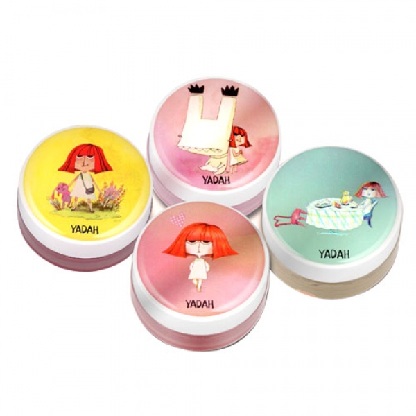 полупрозрачный бальзам-тинт для губ yadah lip tint balm полупрозрачный бальзам-тинт для губ yadah lip tint balmLip Tint Balm. Полупрозрачный бальзам-тинт для губ<br><br>Милый дизайн, компактный размер, тающая текстура и легкие, полупрозрачные оттенки. Тинт придется по душе тем, кто любит стойкие, но при этом легкие и естественные средства для губ.<br><br>Тинт тает при нанесении на кожу губ, великолепно распределяется и создает красивый оттенок, стойкий, сияющий, манящий.<br><br>Помимо прекрасных декоративных свойств, средство оказывает уходовое действие: увлажняет и питает кожу, смягчает ее и разглаживает, устраняет сухость и шелушения, защищает от агрессивного воздействия окружающей среды, в том числе, минимизирует разрушающее влияние ультрафиолета.<br><br>В составе тинта масла ши и жожоба, экстракт томата и другие натуральные компоненты, которые идеально ухаживают за нежной кожей губ, в том числе, и очень чувствительной.<br><br>НЕ содержит парабены, бензофенон, компоненты животного происхождения.<br><br>Палитра оттенков:<br><br><br>01 Cherry Red<br><br>02 Shiny Peach<br><br>03 Sugar Pink<br><br>04 Bling Bling Yellow<br><br><br>Способ применения: Нанести на чистую сухую кожу губ.<br><br>Вес: 4,7 г<br><br>Вес г: 4.70000000
