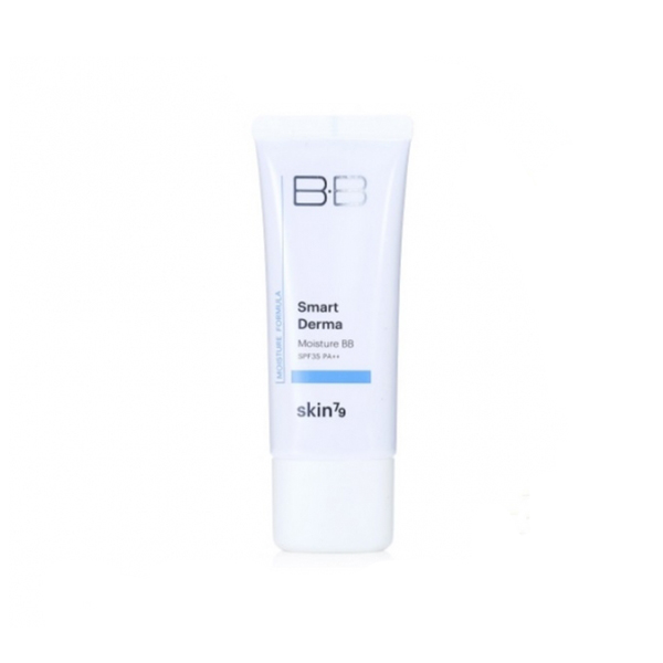 вв-крем для сухой кожи skin79 smart derma mild m (moisture bb) spf35 pa++ вв-крем для сухой кожи skin79 smart derma mild m (moisture bb) spf35 pa++Smart Derma Mild M (Moisture BB) SPF35 PA++. ВВ-крем для сухой кожи<br><br>ВВ-крем поддерживает оптимальный гидролипидный баланс кожи.<br><br>Средство одновременно матирует и увлажняет, а также питает кожу, разглаживает и защищает от воздействия ультрафиолета.<br><br>ВВ-крем прекрасно скрывает все недостатки, выравнивает цвет лица, скрывает пятна пост-акне, устраняет покраснения и воспаления, покрывая кожу надежным барьером, защищающим от вредного воздействия окружающей среды и загрязнений. Благодаря натуральным увлажняющим и питательным экстрактам, ВВ-крем поддерживает эластичность и упругость кожи, возвращает ей естественное сияние и придает гладкость шелка.<br><br>Идеальная матовая кожа и оптимальное увлажнение в течение всего дня с ВВ-кремом Smart Mild M от Skin79 Рекомендуется для сухой, обезвоженной, шелушащейся, чувствительной кожи.<br><br>Характеристики товара<br><br><br><br><br>Возраст<br><br>все<br><br><br><br>Тип кожи<br><br>сухая; обезвоженная; чувствительная; тусклая<br><br><br><br>Покрытие<br><br>матовое; среднее<br><br><br><br>SPF<br><br>35<br><br><br><br>PA rating<br><br>++<br><br><br><br>Функции<br><br>выравнивание тона; защита от УФ лучей; устранение шелушений; увлажнение; повышение упругости; повышение эластичности; питание; сглаживание рельефа кожи<br><br><br><br>Несовершенства<br><br>сухость и обезвоживание; шелушения; потеря упругости; раздражение кожи<br><br><br><br><br>Способ применения: Нанесите немного крема на кожу точечными движениями, а затем равномерно распределите с помощью спонжа, кисти или подушечек пальцев. Подождите 2-3 минуты, чтобы дать крему адаптироваться к цвету и текстуре кожи. Продолжайте нанесение макияжа.<br><br>Объем: 40 мл<br>