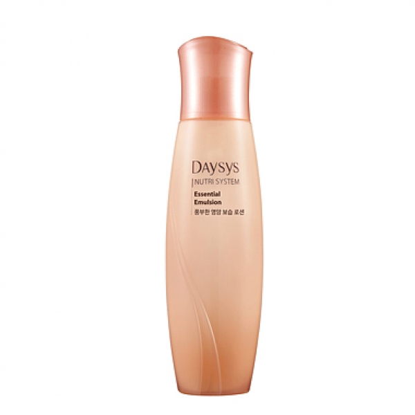 питательная эмульсия с эфирными маслами enprani daysys nutri system essential emulsion питательная эмульсия с эфирными маслами enprani daysys nutri system essential emulsionDaysys Nutri System Essential Emulsion. Питательная эмульсия с эфирными маслами<br><br>Этот прекрасный продукт станет настоящей спасательной лодкой для сухой увядающей кожи. Эмульсия увлажняет, питает, сохраняет баланс воды, защищает от негативных факторов окружающей среды, повышает регенеративные способности дермы, упругость, эластичность, избавляет от нежелательного рельефа, сужает поры.<br><br>Состав эмульсии комплексно работает над основными задачами, для сохранения здоровья и молодости кожи.<br><br>Витаминный комплекс обеспечивает антиоксидантный, противовоспалительный эффект, убирает воспаления, морщины, улучшает цвет лица, кровообращение, регенеративные качества тканей, питает, увлажняет. Выступает барьером от отрицательного действия окружающей среды.<br><br>Витамины A и Е помогают убирать воспалительные процессы, угревую сыпь, морщины, пигментные пятна, осуществляют лифтинг дермы, улучшают ее тон, рельеф, увлажняют и придают эластичность. PP делает здоровым цвет лица, активизирует обменные процессы в тканях, повышая их защитные функции.<br><br>Минеральный комплекс работает в глубоких слоях дермы, питая ее и убирая шелушение, сухость, глубокие морщины, последствия акне, укрепляя стенки сосудов, обеспечивая бактерицидный эффект.<br><br>Гиалуроновая кислота как губка сохраняет большое количество влаги в тканях, тем самым питая их, не давая им пересыхать и стареть, а также передает активные компоненты, обеспечивающие здоровье кожи.<br><br>Коллаген в составе эмульсии, являясь уникальным комплексом белков, восполняет нехватку данного вещества в дерме. Он отвечает и за упругость, и за не образование новых морщин, и за увлажненность. Коллаген помогает решить проблемы пигментации, стимулирует регенеративные функции.<br><br>Таким образом, каждая составляющая работает для достижения наилучшего результата: эстетической красоты, молодости и здоровья.<br><br><br>Характеристики товара<br><br><br><br><br>Возраст<br><br>до 25; 25-35; от 35<br><br><br><br>Компоненты<br><br>гиалуроновая кислота; коллаген<br><br><br><br>Тип кожи<br><br>сухая; нормальная; чувствительная<br><br><br><br>Серия<br><br>Daysys Nutri System<br><br><br><br>Функции<br><br>увлажнение; питание; повышение упругости; смягчение<br><br><br><br>Несовершенства<br><br>сухость и обезвоживание; морщины<br><br><br><br><br><br>Способ применения: очистив дерму, нанести на диск ваты эмульсию и по правилам массажа распределить, не пропуская не единой зоны лица. Дождаться полного впитывания.<br><br>Объем: 200 мл<br>