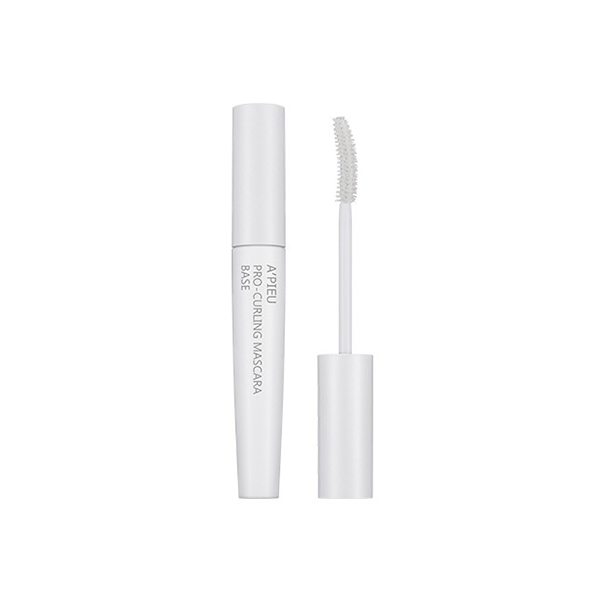подкручивающая база под тушь apieu pro-curling mascara base подкручивающая база под тушь apieu pro-curling mascara basePro-Curling Mascara Base. Подкручивающая база под тушь<br><br>Чтобы тушь лучше ложилась на ресницы, не текла и не скатывалась в течение всего дня, вам поможет база под тушь.<br><br>База действует по тому же принципу, что и основа под макияж – выравнивает текстуру ресниц, обеспечивает идеальное сцепление с красящим пигментом туши, при этом создавая прослойку, которая минимизирует воздействие самой туши на ресницы.<br><br>С базой под тушь, ваш макияж безупречный и стойкий, а ресницы надежно защищены от ломкости, пересыхания и выпадения.<br><br>База разделяет реснички и позволяет создать и зафиксировать роскошный изгиб, тушь ложится гладко и равномерно, не образуя комочков и не склеивая ресницы.<br><br>Способ применения: Нанесите на чистые ресницы. Дождитесь высыхания средства и приступайте к нанесению обычной туши.<br><br>Вес: 7 г<br><br>Вес г: 7.00000000