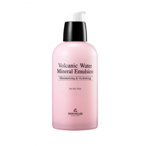питательный лосьон для лица the skin house volcanic water mineral emulsion питательный лосьон для лица the skin house volcanic water mineral emulsionVolcanic Water Mineral Emulsion. Питательный лосьон для лица<br><br>Главный активный ингредиент лосьона - вода из вулкана с острова Чеджу. Сама природа обогащает эту воду свойствами, которые помогают защитить дерму от обезвоживания, создавая защитное покрытие. Высокое содержание микроэлементов помогает нормализовать водный баланс в клеточках, напитывая влагой любую, даже обезвоженную кожу.<br><br>Водичка из вулкана проходит многоступенчатое очищение, протекая через десятки слоев базальтовых пород, и напитывается минералами. Их кол-во до 3 раз выше, чем в обычной минеральной воде.<br><br>Эта водичка отличается отличным проникающим эффектом. При проникновении в глубокие слои эпителия, она питает клеточки комплексом из минералов, накопленными в ней за годы фильтрации вулканическими породами, улучшает обновление клеток, стимулирует кровообращение, предотвращая обезвоживание.<br><br>Среди основных компонентов фейхоа и вытяжка из ацеролы, которые напитывают эпителий ценными веществами. С их помощью повышается тонус дермы, улучшается эластика, подтягивается контур, лицо становится бархатным, сияет здоровьем.<br><br>Подойдет для любого типа, даже для чувствительного.<br><br>Характеристики товара<br><br><br><br><br>Возраст<br><br>до 25; 25-35;<br><br><br><br>Тип кожи<br><br>для всех типов<br><br><br><br>Функции<br><br>увлажнение<br><br><br><br><br>Способ применения: На очищенную тоником поверхность нанести немного лосьона, используя ватный диск. Массажными движениями распределите. Предотвратите попадание на участки вокруг глаз и губ. Дождитесь впитывания. Затем продолжите повседневный уход. Для наилучшего результата применяйте другие продукты из серии.<br><br>Объем: 130 мл<br>