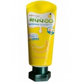 Пенка для умывания с экстрактом банана Welcos Kwailnara Banana Milk Cleansing Foam